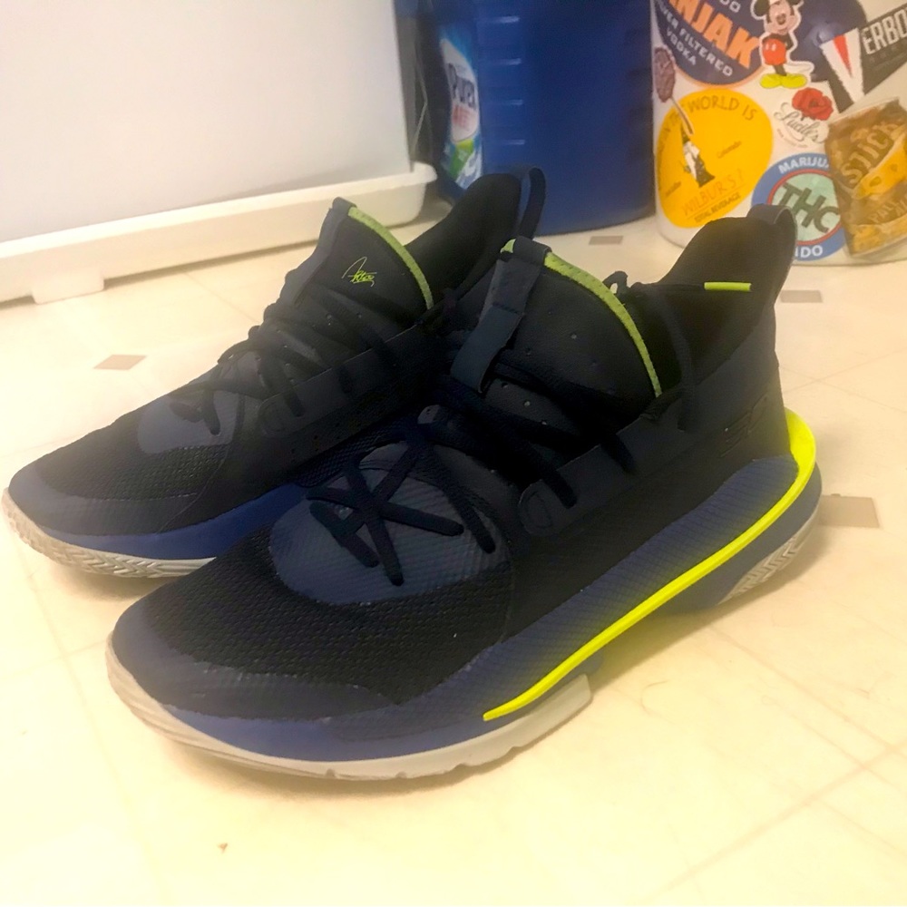 UA Curry 7 - 2019